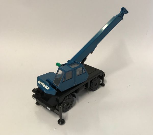 CON2074/18 - GEBRUIKT - All terrain kraan GOTTWALD zwart en blauw - 1