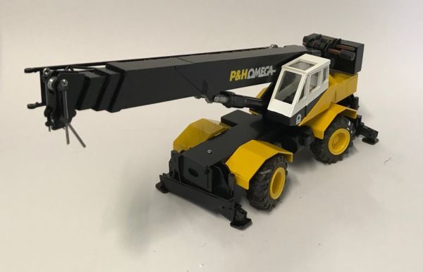CON2075/0 - All terrain kraan P&H Omega zwart en geel - 1