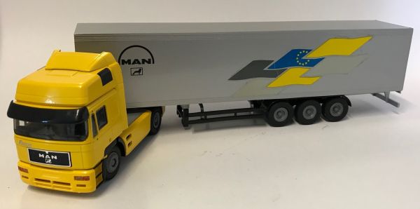 CON6107/02 - MAN F2000 4x2 en MAN bakwagen - 1