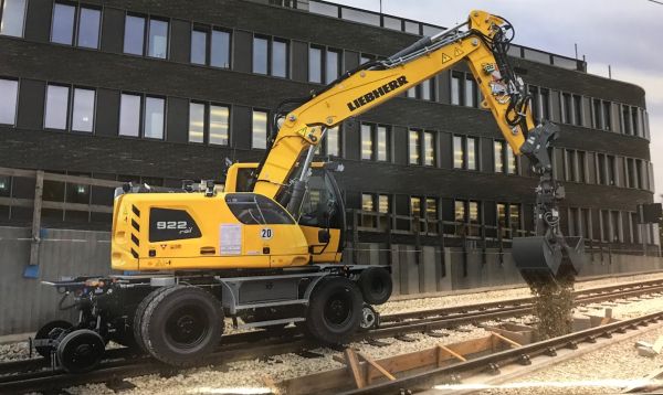 NZG1011 - Graafmachine LIEBHERR A922 Rail - 1