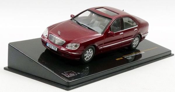 IXOMOC106 - MERCEDES BENZ S500 2000 rood - 1