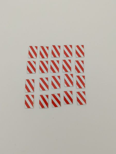 CW0145 - Set van 20 sjabloonpanelen rechterzijde 13,2 x 8,8 mm - lakdefecten - 1
