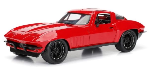JAD98298 - Rode CHEVROLET Corvette of Letty uit 1966 uit de film Fast And Furious 8 - 1