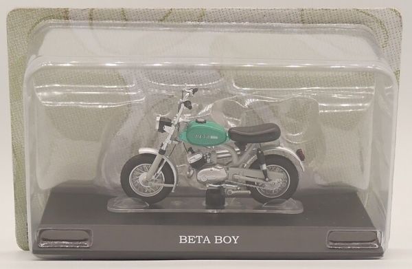 MAGMOT042 - Groen en grijs BETA Boy bromfiets - 1