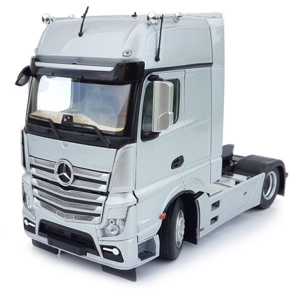 MAR1911-03 - MERCEDES Actros Gigaspace 4x2 Grijs - 1