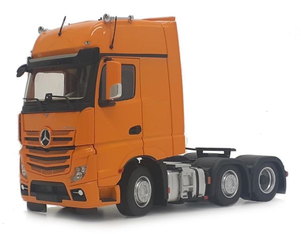 MAR1912-05 - MERCEDES Actros Gigaspace 6x2 Geel - 1