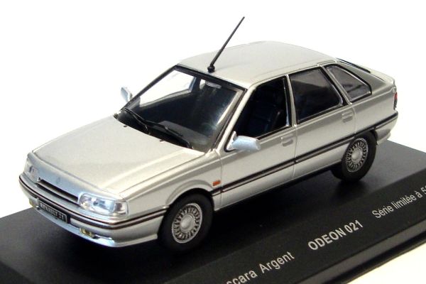 ODE021 - RENAULT 21 Baccara zilver gelimiteerd tot 500 exemplaren - 1