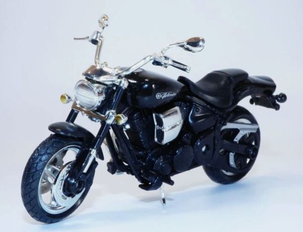 MMX76205-G - YAMAHA Road Star Warrior 2002 Zwart - 1