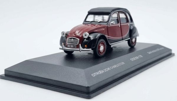 ODE179 - Citroën 2CV Charleston 1981, zwart en bordeauxrood - 1