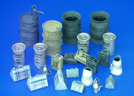 PLS115 - Miniatuur WWII Duitse brandstofopslagbussen Overschilderbare stickers geleverd 24 stuks - 1