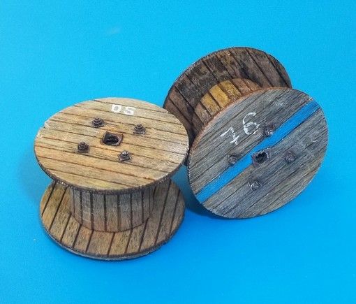 PLS4049 - 2 spoelen voor lege kabels diameter 2 cm miniatuur in kit om te monteren en te schilderen voor diorama - 1