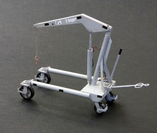PLS4055 - Miniatuur hefwagen in kit om te monteren en te schilderen - 1