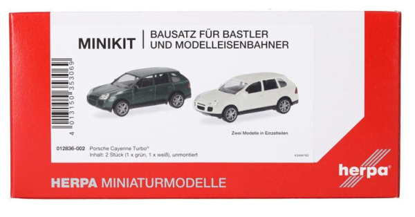 HER012836-002 - PORSCHE Cayenne Turbo groen en wit - 2 onderdelen om in elkaar te zetten - 1