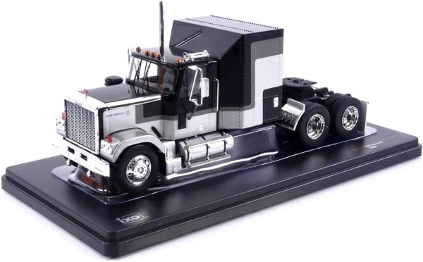 IXOTR117 - GMC GENERAL 1980 6x4 Zwart en zilver - 1
