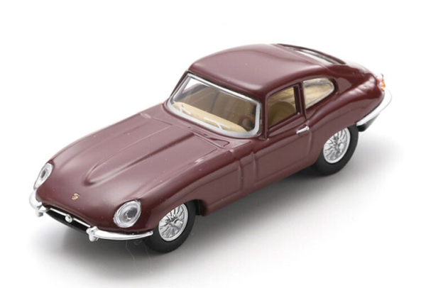 SCH64U00002 - JAGUAR E-type bordeauxrood - 1