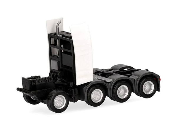 HER086356 - MAN-chassis 8x4 met luchtvering en geschutskoepel - 2 stuks om in elkaar te zetten - 1