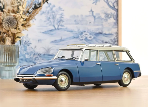 NOREV181772 - CITROËN Break 21 1970 Blauw Danube - 1
