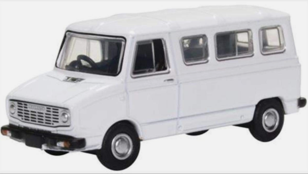 OXF76SHP010 - LEYLAND Sherpa Van wit - 1