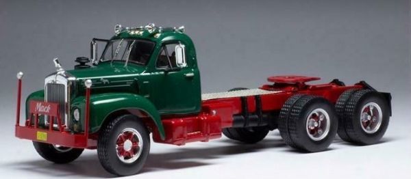 IXOTR104 - MACK B 61 6x4 1953 Groen - 1