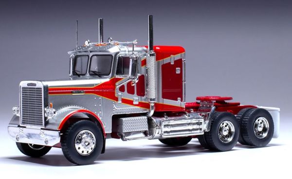 IXOTR200.22 - FREIGHTLINER FLC 120 64 T 6x4 1977 Grijs en Rood - 1