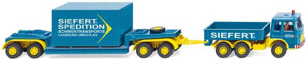 WIK050402 - MAN 19.230 6x4 met 2-assige dieplader beladen met container en 2-assige dolly Siefert Spedition - 1