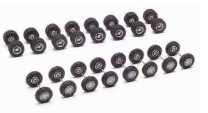 HER054089 - All-terrain banden met 4x4 velgen - 8 paar voorwielen en 8 dubbele wielen