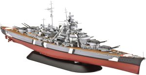 REV05098 - Bismarck oorlogsschip om in elkaar te zetten en te schilderen