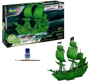 REV05435 - Spookschip om in elkaar te zetten en te schilderen