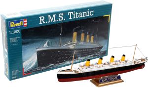REV05804 - RMS Titanic om in elkaar te zetten en te schilderen