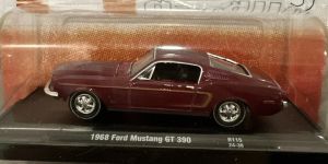 M2M-11228-115-D - Ford Mustang GT 390 uit 1968, donkerrood, nog in de originele verpakking.