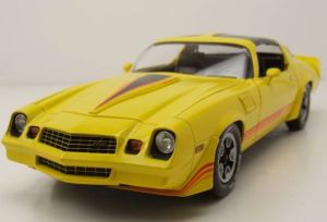 GREEN13690 - 1980 CHEVROLET Camaro Z28 met geel schuifdak met rode strepen