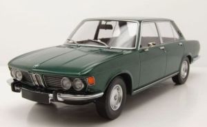 MNC155029201 - BMW 2500 1968 Groen metallic