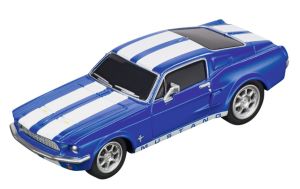 CARRERA15817085-B - Blauw-witte Ford Mustang uit 1967 (wrijvingsaandrijving)