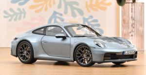 NOREV187170 - PORSCHE 911 Carrera 2025 Metallic Zilver