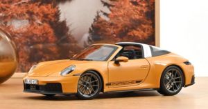 NOREV187190 - 2025 Porsche 911 Targa 4 GTS Bahama Yellow