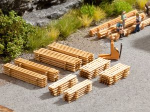 NOC14214 - Stapels planken