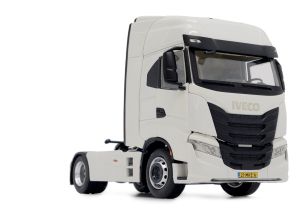 MAR2231-01 - IVECO S-Way 4x2 Wit