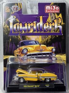 M2M-31500-MJS78 - CHEVROLET Bel Air 1954 gele LOWRIDERS in blisterverpakking