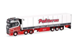 HER960724 - SCANIA CS 20 HD 6x2 met 3-assige koeloplegger PWT - PETER WOUTERS