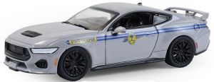 GREEN43050-F - FORD Mustang GT 2023 - South Carolina Highway Patrol uit de HOT PURSUIT-serie (in blisterverpakking)