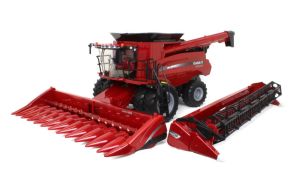 ERT47391 - CASE IH 8240 maaidorser met 2 maaiborden - BIG FARM