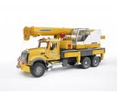 BRU2818 - MACK vrachtwagen met LIEBHERR kraan