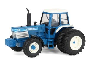 ERT61038 - FORD TW-35 met dubbele achterwielen