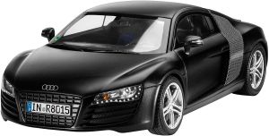 REV67057 - Modelset AUDI R8 met lak om te monteren