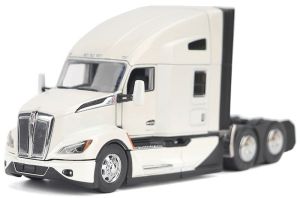 DCM71119 - KENWORTH T680 6x4 met slaapcabine (parelwit)