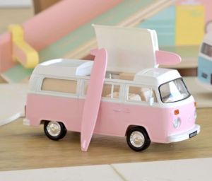 NOREV841102 - 1973 VOLKSWAGEN Combi Type 2b Campervan Roze - Jet-auto