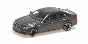 MNC870028008 - BMW M5 2018 grijs metallic