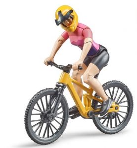 BRU63111 - Fietser vrouw met fiets