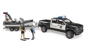 BRU2507 - DODGE RAM 2500 Politie met trailer en boot