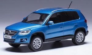 IXOCLC574 - VOLKSWAGEN Tiguan 2007 Metallic Blauw